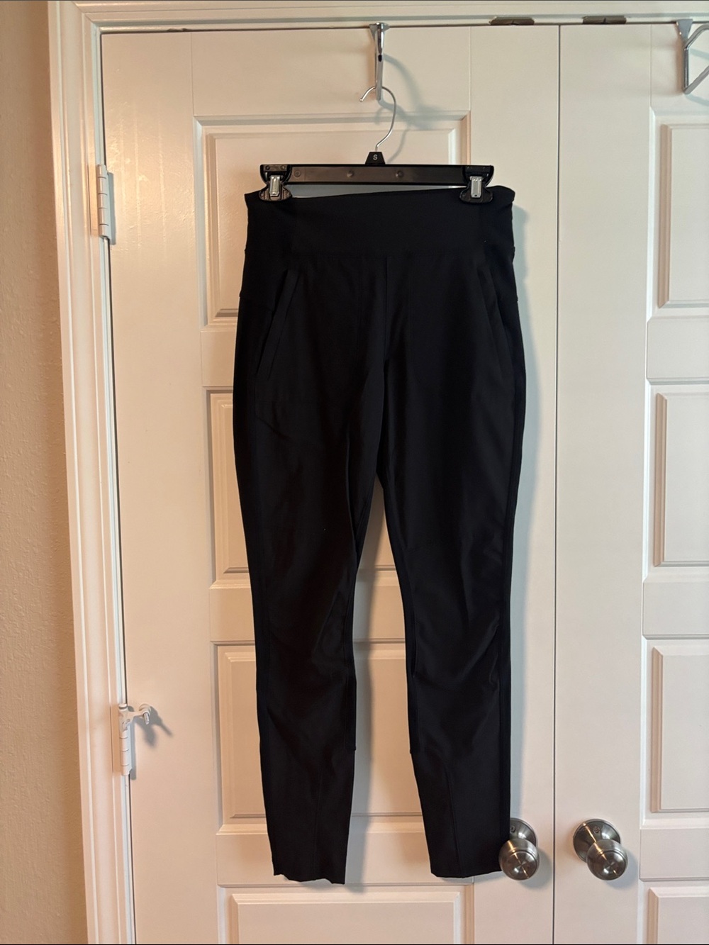 Athleta Highline Hybrid Ankle Tight